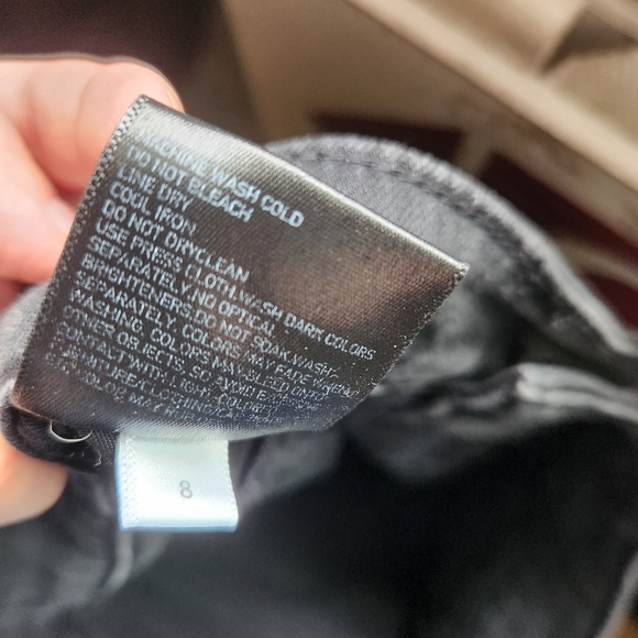 UNIQLO Tappered Ankle Jeans Size 8 - Picture 6 of 7